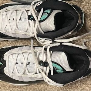 Jordan Kids Sneakers in White and Teal